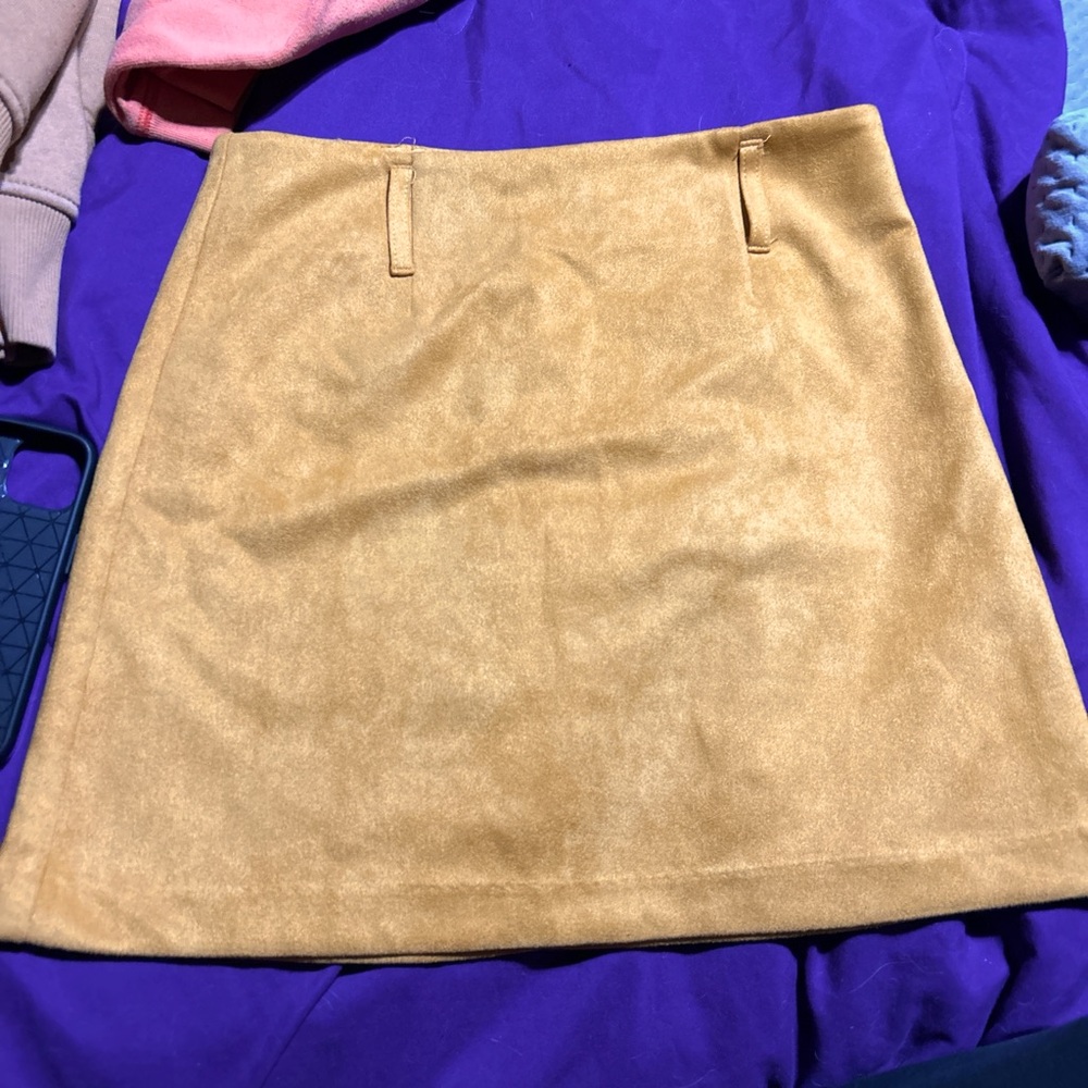 Forever 21 mini velvet skirt